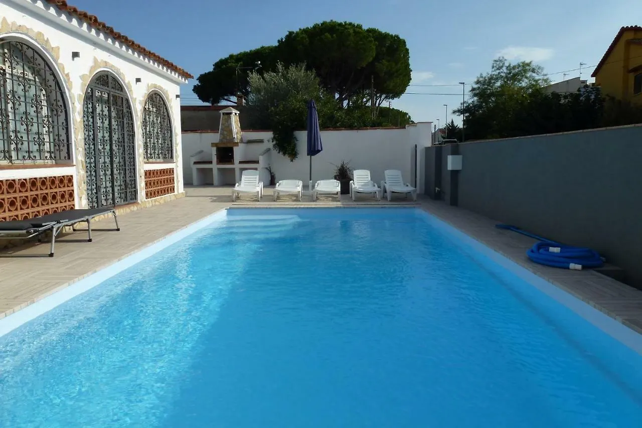 Villa Tarragona L'Escala 0*,